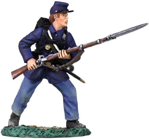 Figurine: Union Infantry Charging
