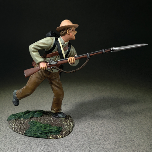 Figurine: Confederate Attacking w/Bayonet Leveled