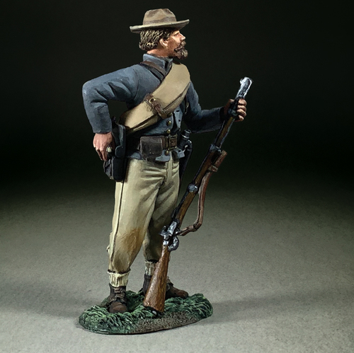 Figurine: Confederate Infantry  Reaching Cartridge